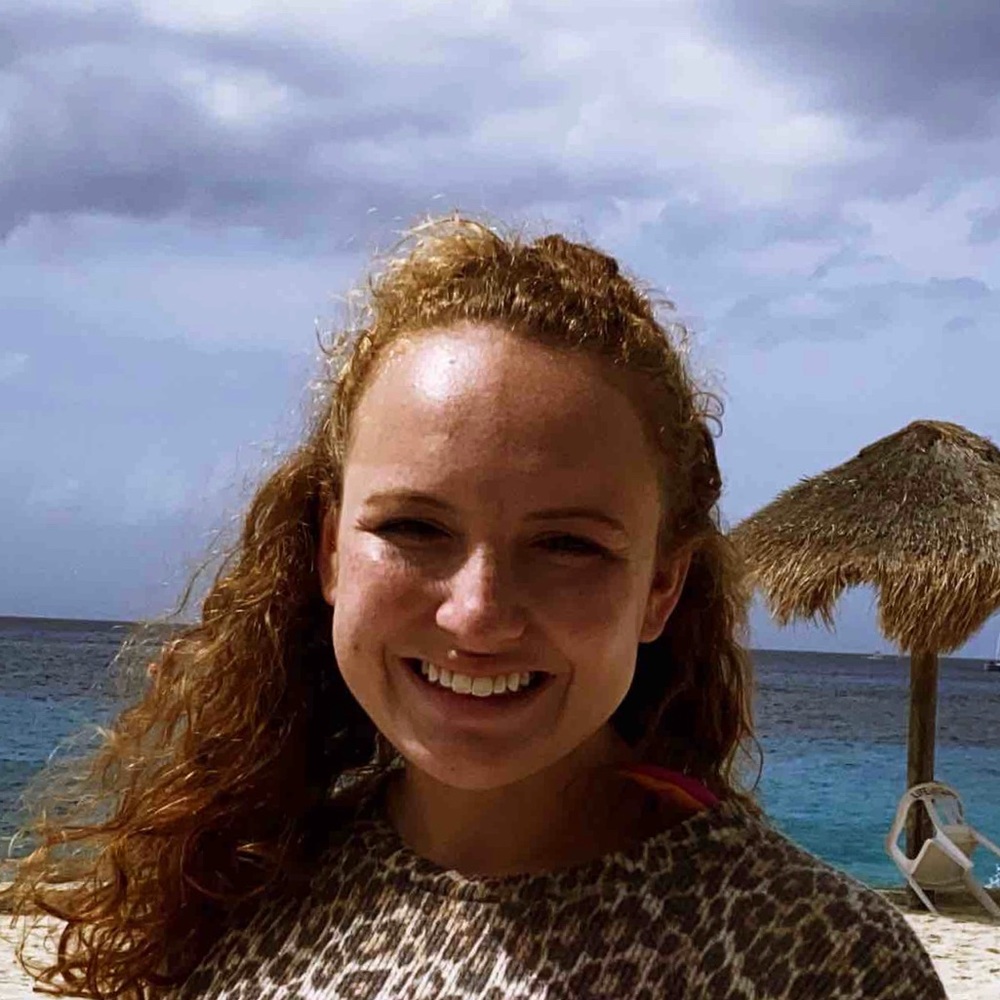 Meet your Posher, Caroline